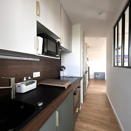 Daire Renove, Vue Port - 4 Pers. - Fr-1-843-69 *